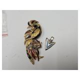 VTG Brooch & Arrow Head Necklaces