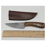 Damascus Knife w/Case