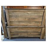 Queen SZ Head & Footboard w Rails