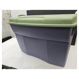 Rubbermaid 35 Gallon Tote BLUE & GREEN