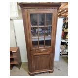 Corner Cabinet 34" x 80" h 1 Glass Broke, SEE PICS