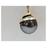 14 K Gold Chain w Gem Pendant ?