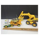 John Deere Bettery Op Truck, Cat Digger