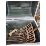 Wooden Box 18"W  with Pitch Fork Tines