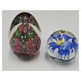 2 unmarked paper weights