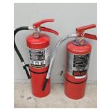 2 Fire Extenguishers