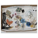 Costume Jewelry, Beautiful Brooches +