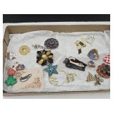 Costume Jewelry Brooches Cats, Small Puppy +