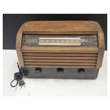 Vintage RCA Tube Radio Untested