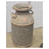VTG Milk Can Great Lawn / Garden Decor