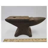 33 LB Anvil