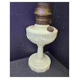 Vintage Aladdin Oil Lamp (no chimney)  14" high