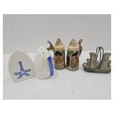 Lot Salt & Pepper Shakers