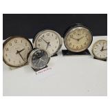Lot of Vintage Alarm Clocks See Pictures for Info