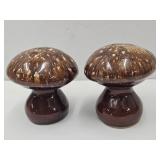 VTG Hull Mushroom Salt & Pepper Shakers
