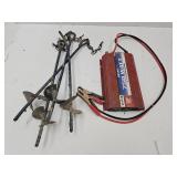 Stakes & 750 W Power Inverter