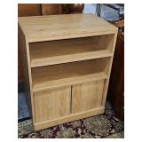 Roll Arount Cabinet w Storage 24 x 15 x 31" h