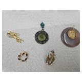 VTG Pendants & Pin Turquoise +