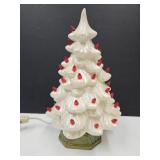VTG Cermaic Christmas Tree 11"h NIC ON TOP