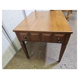 VTG End Table W Drawer 21 x 27 x 22"