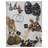 Costume Jewelry Lot Earrings