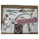 VTG Costume Jewelry -Parrot Pendant 925 Silver, +