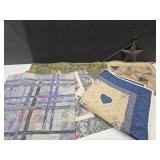 Quilts Wall Decor W Rack Up To 33" Wide