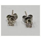 Small Stud Earrings Diamonds?