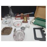 Pacific Scale Part, Strip Loader, Ashtrays +