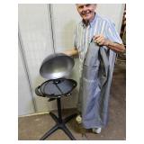 George Foreman Electric Grill Like New w Cover