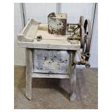 McCoy Hatfield Style Primitive Washer wHand Crank