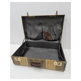 Vintage Ski Lite Luggage by Crown 21 x 14 x 7"