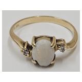 14 K Gold 585 Ring w Opal Sm Chip Sz 8