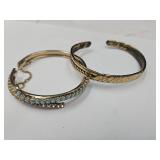 Beautiful Costume Bracelet Blue & Clear Stones