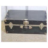 1 Foot Locker Storage Trunk
