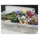 Artificial Flowers w 90 QT Tote ( Cracked)