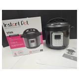 Like New Insta Pot with Box