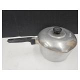Magnalite 4.5 QT Pan with Lid