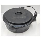 Large Cast Iron Bayou Classic 13.5" w with Lid