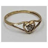 10k Gold Ring with Heart   Size 4