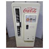 VTG 1972 Coca Cola Cavalier Pop Bottle Machine
