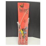VTG bow and arrow set in Packaging