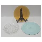VTG Egg Plate, Amber & Green Art Glass Plates