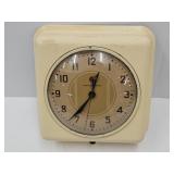 Vintage  General Electric Working   Kitchen Clock