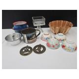 Pioneer Woman , Vintage Metal ware +