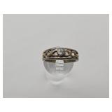 Gold tone Ring Sz 8
