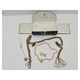Jewelry, SAQ Necklace (tangled) Pearls, J Rivers