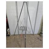 Campfire Grill Tripod w Grate w Fish  Grill Holder