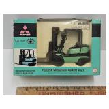 NIB 1/25 Mitsubishi Forklift Truck