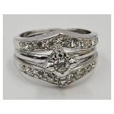 Beautiful 18k HGE Ring SZ8